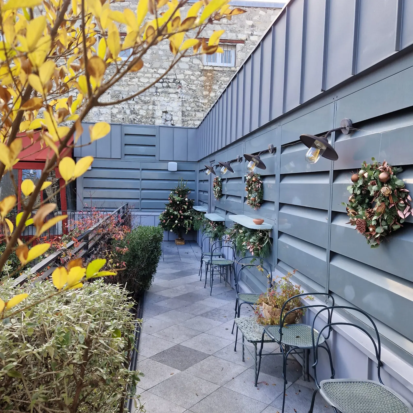 Hôtel des Grands Boulevards — décor de Noël