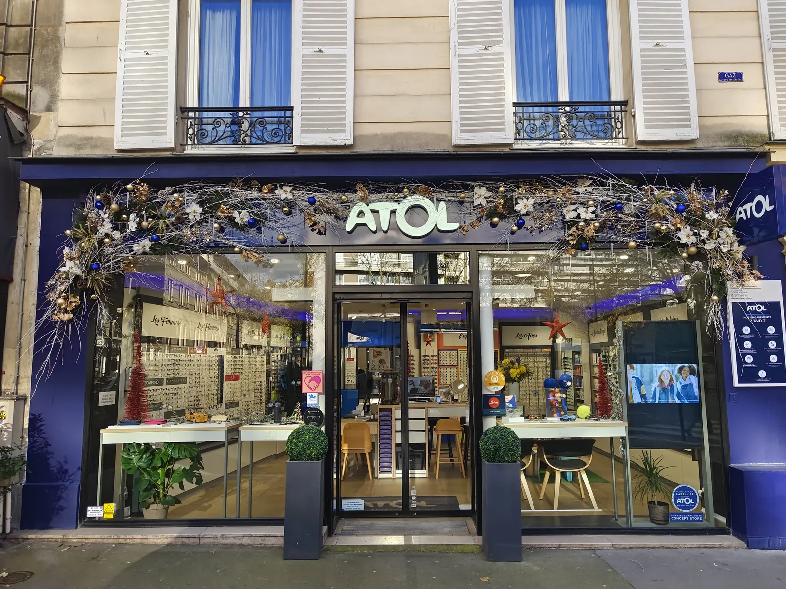 Atol — vitrine de Noël 2025